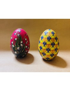 Petit oeuf métal garni de...